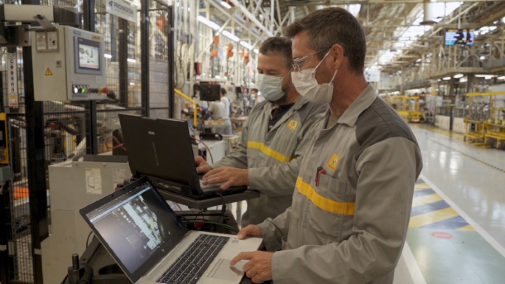 Operarios industria 4.0