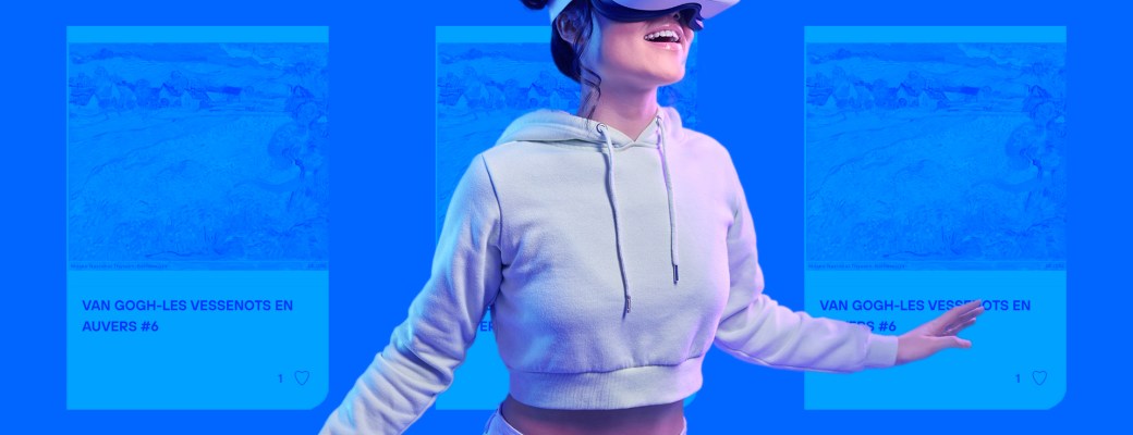 Mujer con gafas de realidad virtual