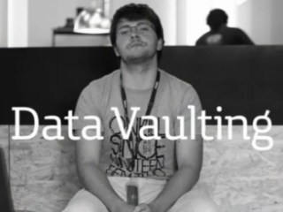 Justo González - Data Vaulting