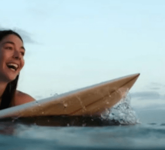 garazi sanchez surfista
